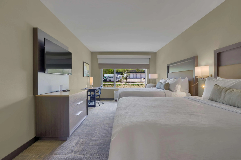 Best Western Plus Fillmore Inn & Suites