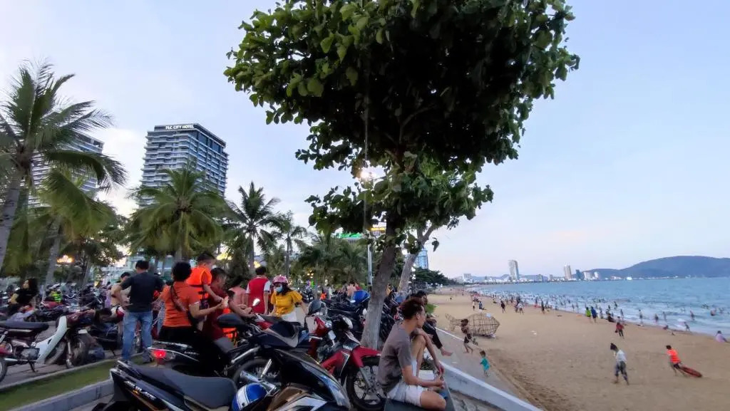 FLC sea Tower phòng từ 6 đến 12 người