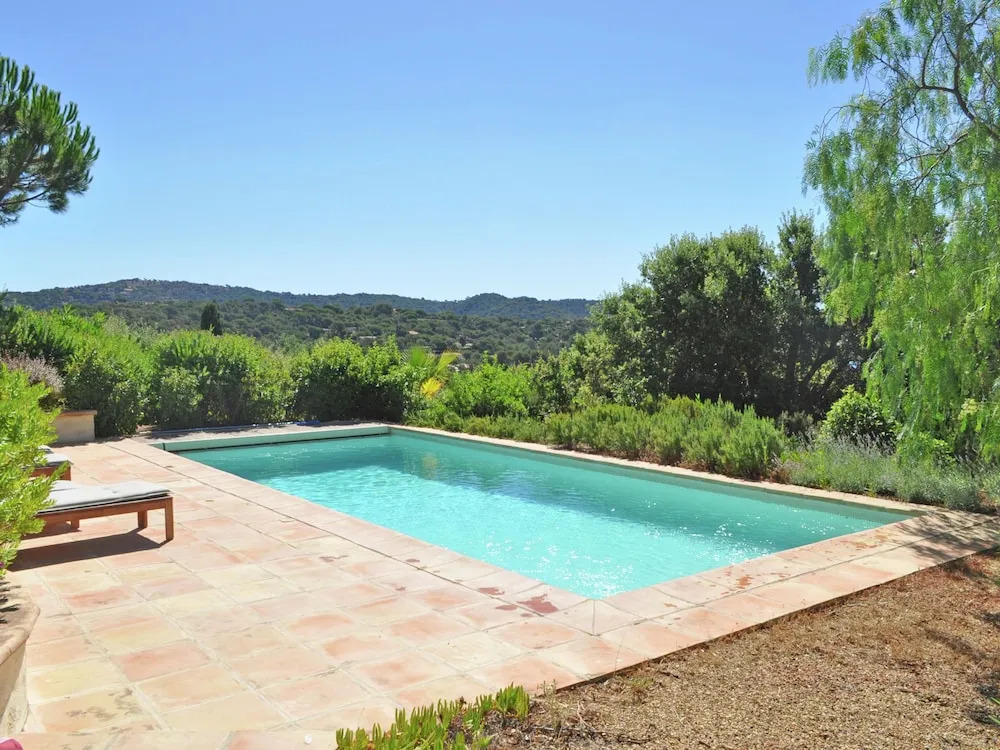 Southern French Villa With Private Pool and Stunning Views of the Mediterranean Sea