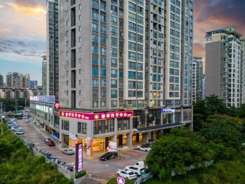 Qinghuali Art Hotel (Nanning East Railway Station ASEAN Shengtiandi Branch)