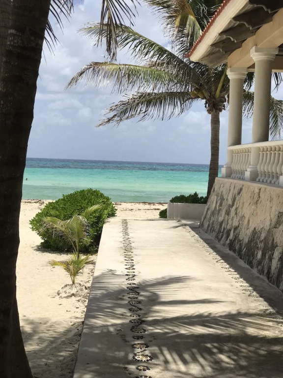 Casa Blanca Playa
