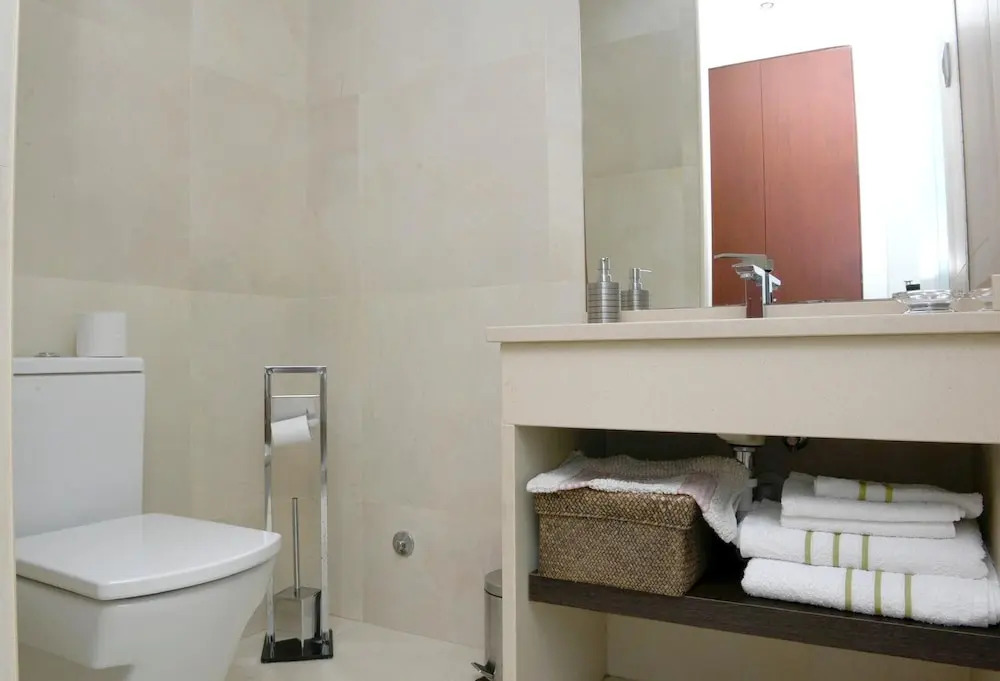 Villa with 4 Bedrooms in Caniçada, with Wonderful Mountain View, Private Pool, Furnished Garden