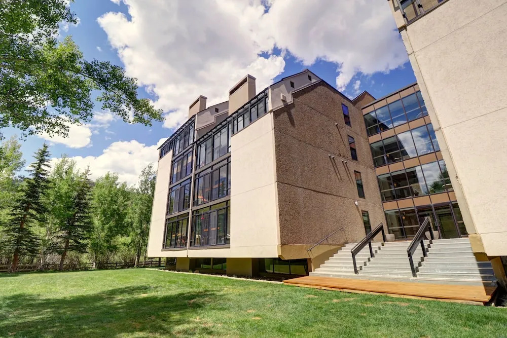 Large Condo in East Village Condo - Easy Walk to Super Bee - WH301 by RedAwning