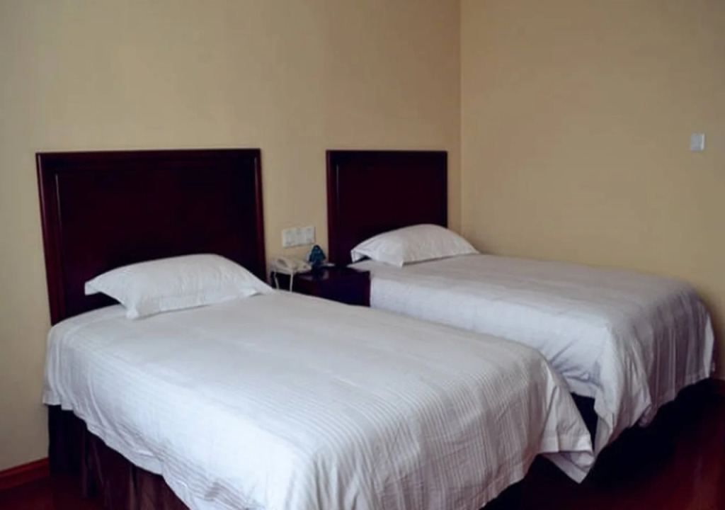 GreenTree Inn Zaozhuang Tengzhou Railway Station Middle Fuqian Road Shell Hotel