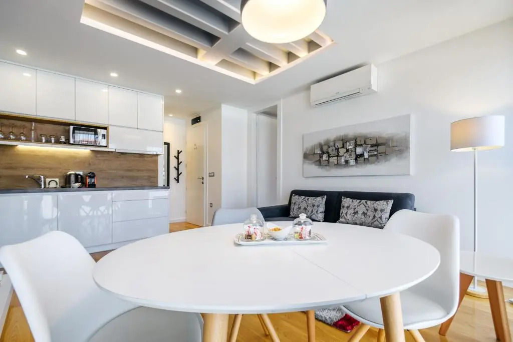 Windrose Design Apartments