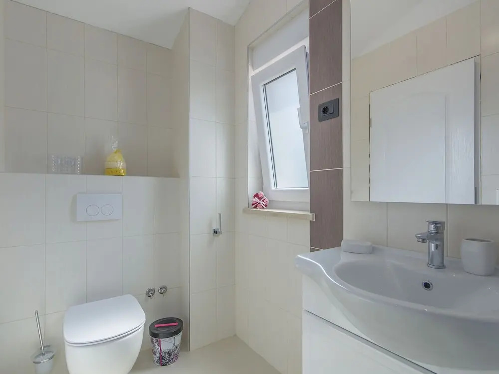 Modernly Equipped Holiday House Near Rovinj With Private Pool for 6 Person
