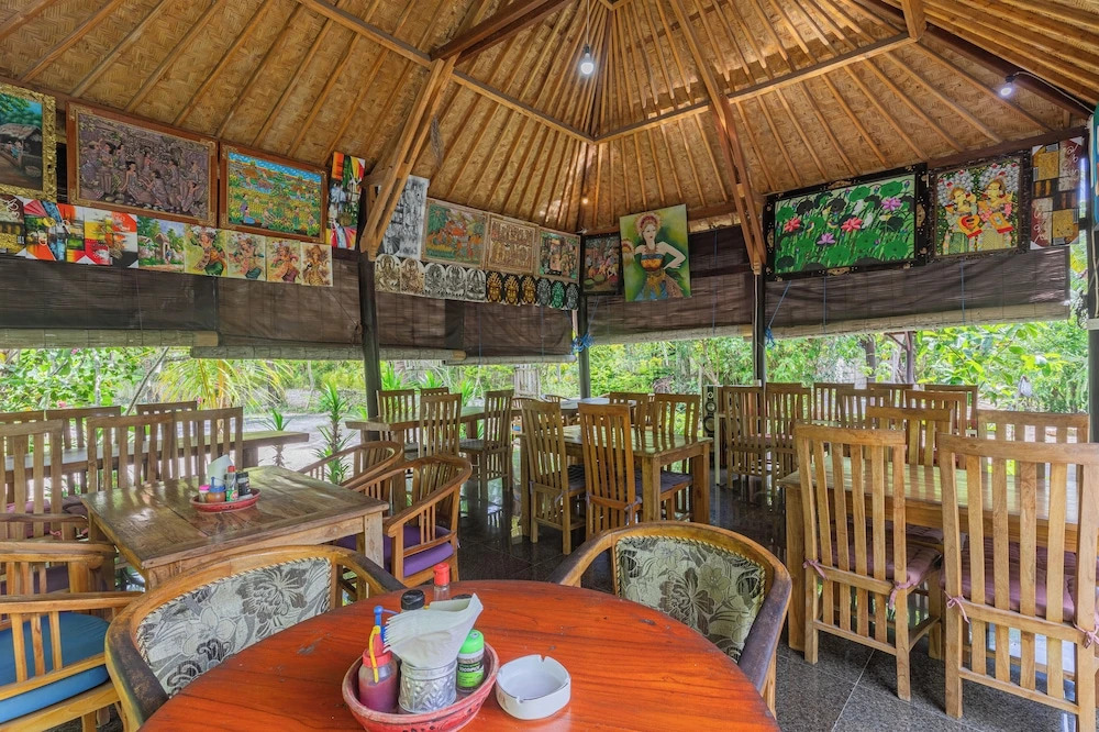 Radjes Bungalow Nusa Penida