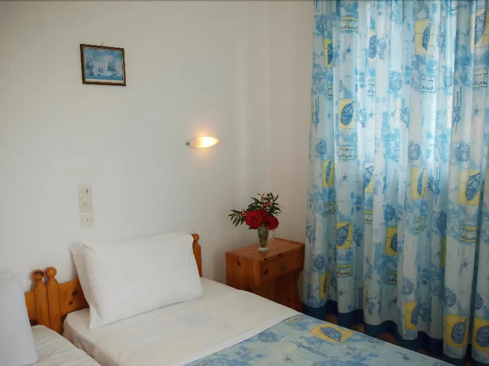 Nicholas Studios & Apartments
