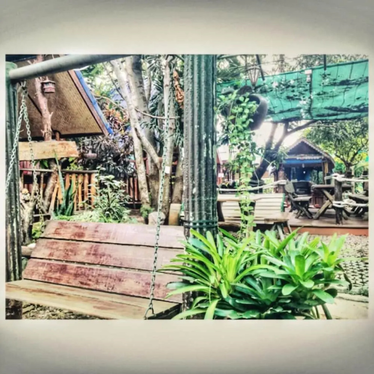 RuenNamyen Resort