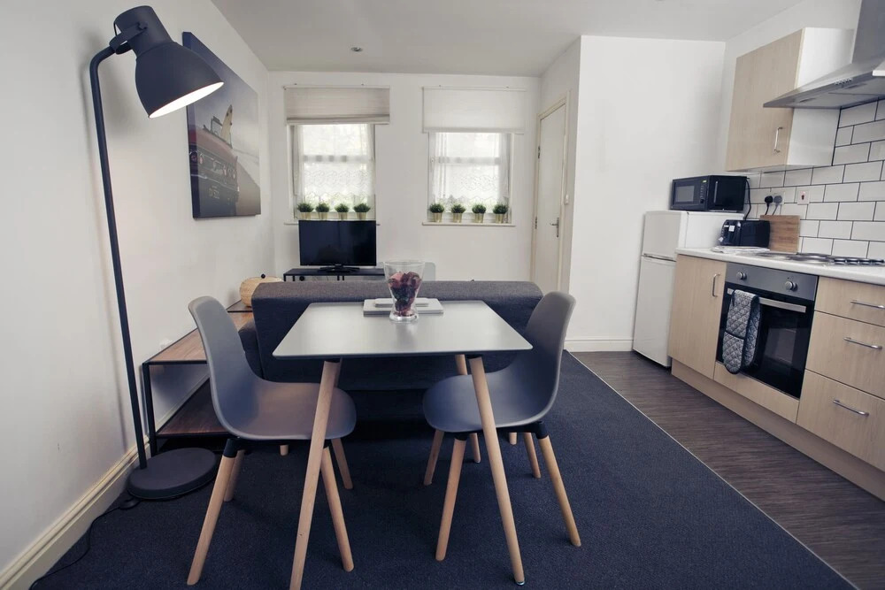 Short Stay Bristol - Mina A Apartment