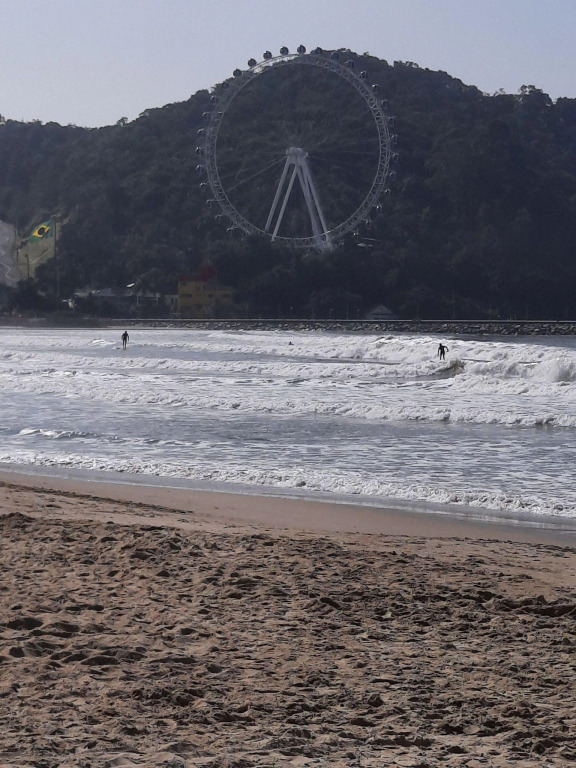 Amplo Apto 2sui+1q Vista Mar 50m Da Praia