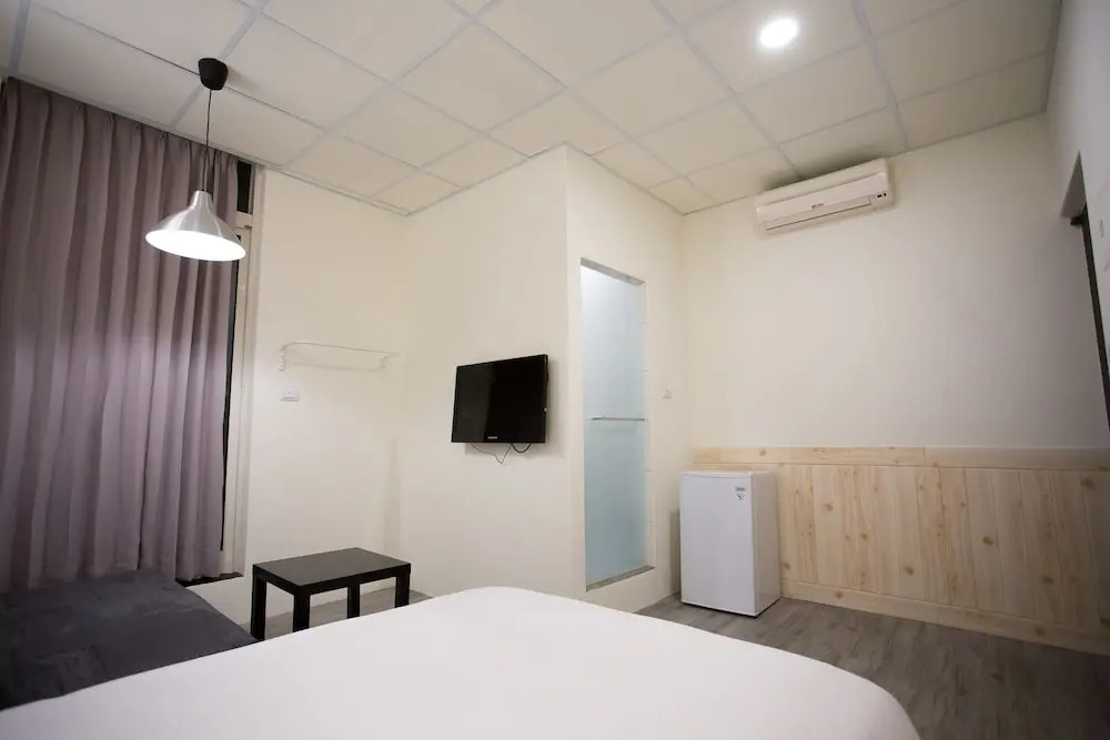 Mis Hostel