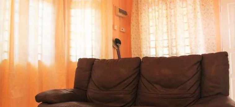 OYO HOME 90307 Kb Guest House, Jln Pcb