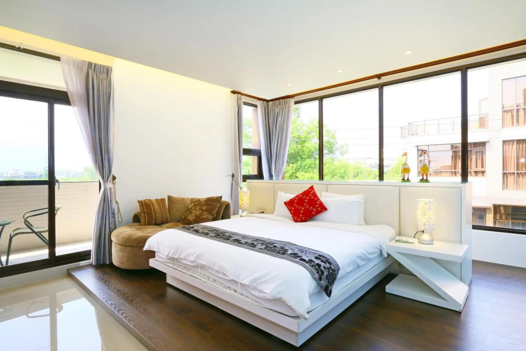 Sakura Love River Bed and Breakfast