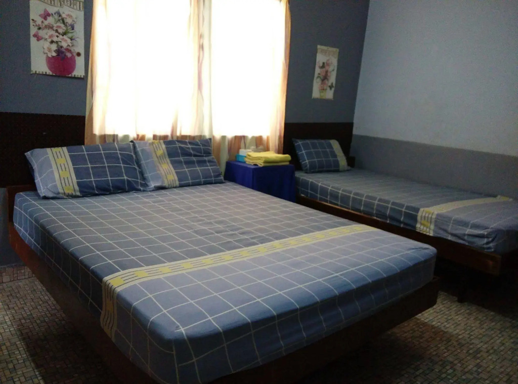 Shanghai Hotel