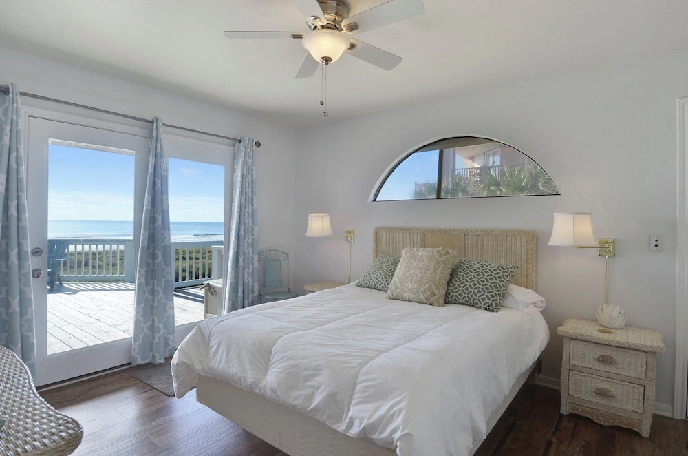 Beachfront Dolphin by Ryson Vacation Rentals