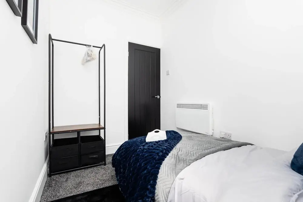 2 Bedroom Apartment-free Parking