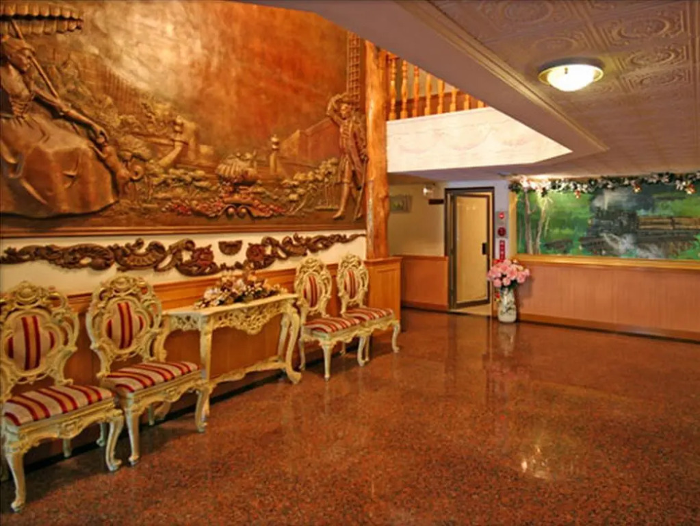 Kao Feng Hotel