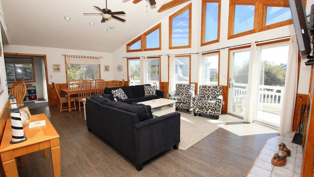 Newmania - 5 Br Home