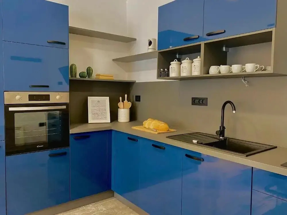 Apartments E&T
