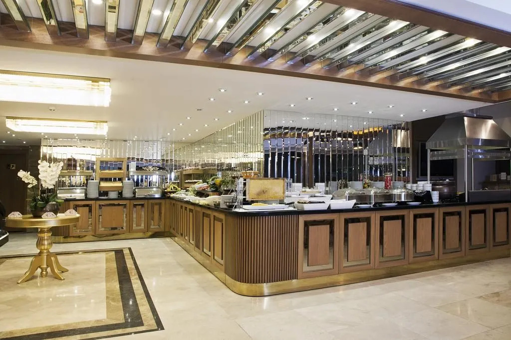 Grand Asiyan Hotel