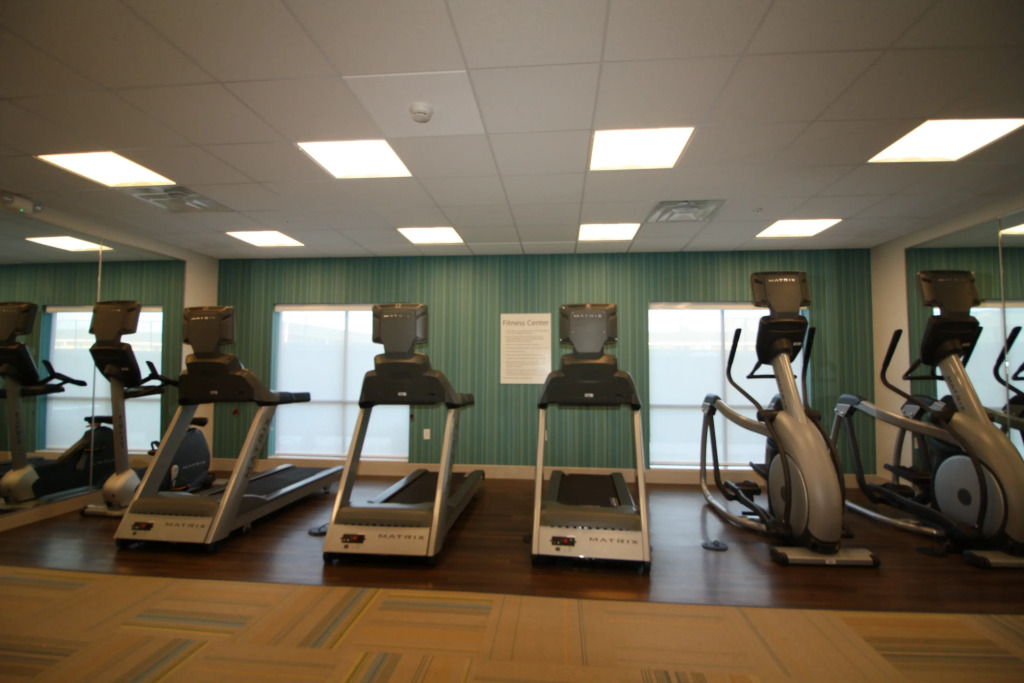 Holiday Inn Express & Suites - Kirksville - University Area by IHG
