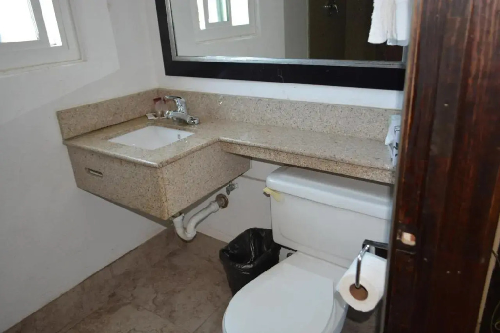 Oceanside Travelodge