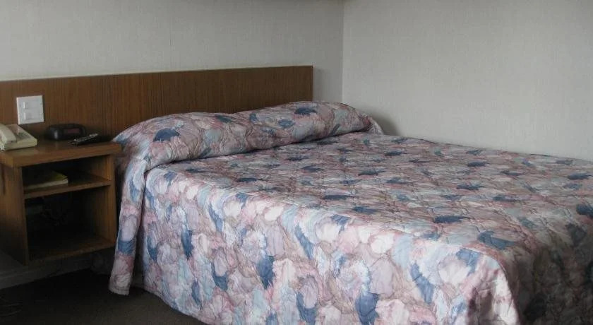 Daigles Motel