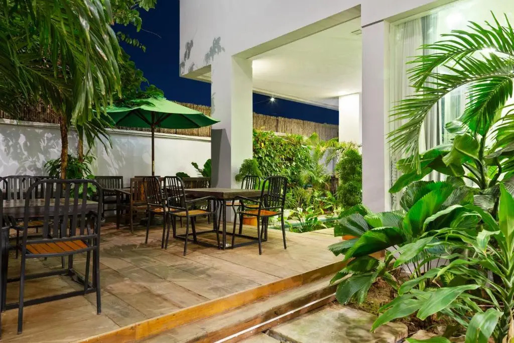 Hotel Five.S