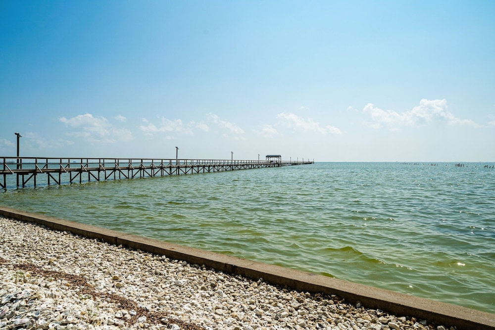 Laguna Reef 308 - Beautiful Bay View by Ryson Vacation Rentals
