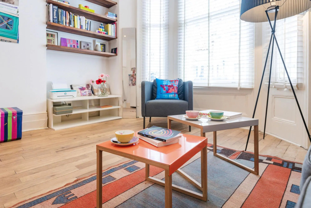 West Kensington Home Near Earls Court