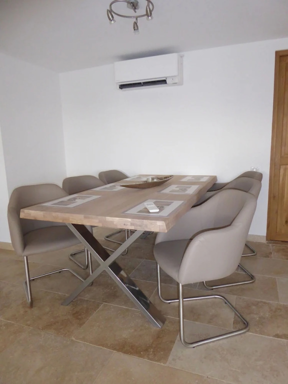 Ferienhaus Lei Sambro, familienfreundlich, Pool und toller Meerblick, ruhig gelegen by Riviera HomeLife