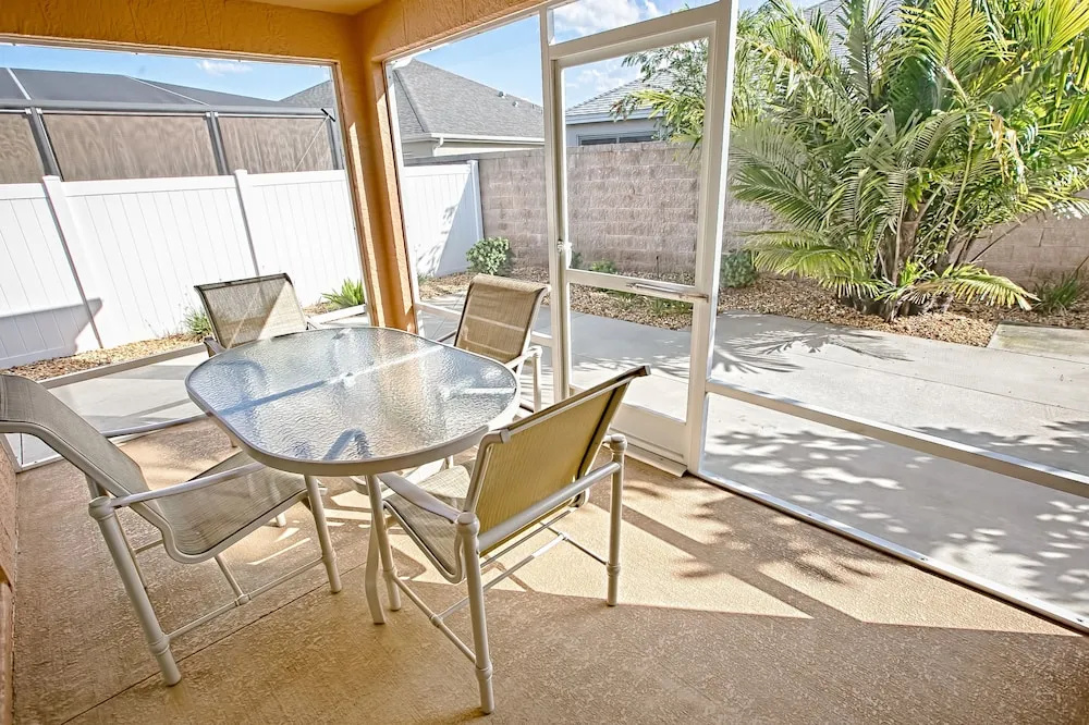 Ida Court Home 3 Bedroom by The VIR Group