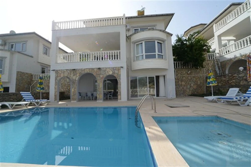 Emre White Villas 1