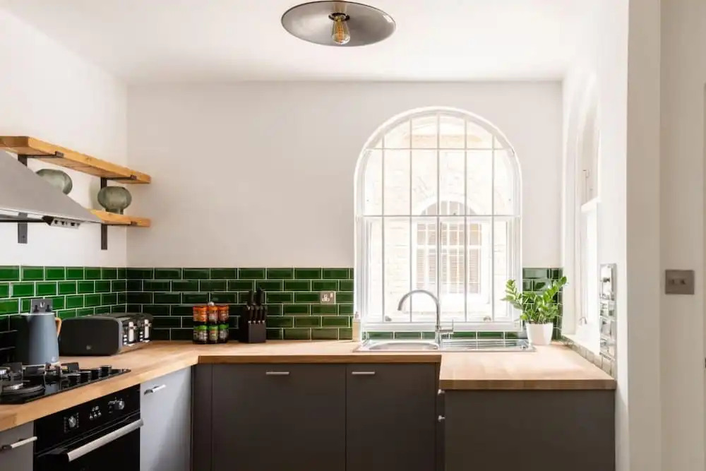 The Maida Vale Mews - Modern & Spacious 1BDR Home next to Venice Canals