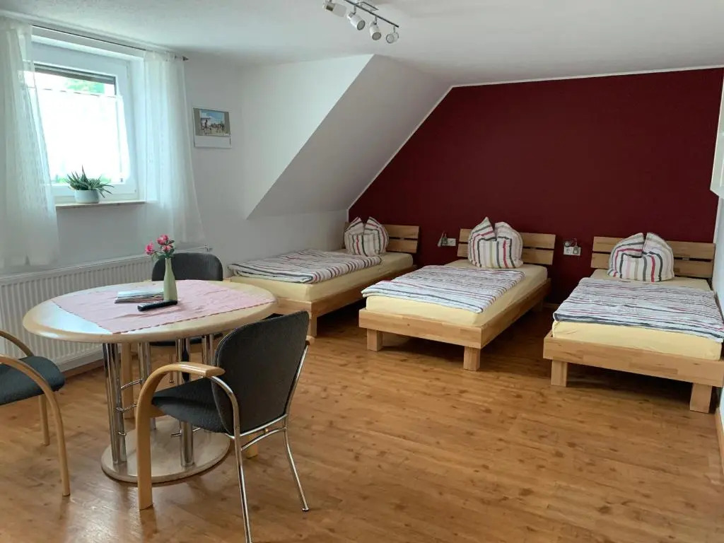 Haag Ferienwohnungen von "Small" bis "XL" für max 10 Personen und 6 Schlafzimmern