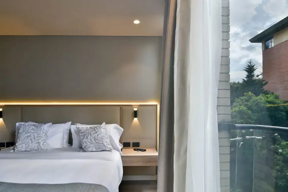 w Majestic 1BR w/ Superb Balcony in Unicentro