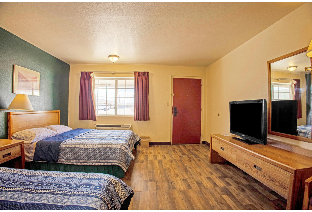 Holiday Motel Lordsburg I-10