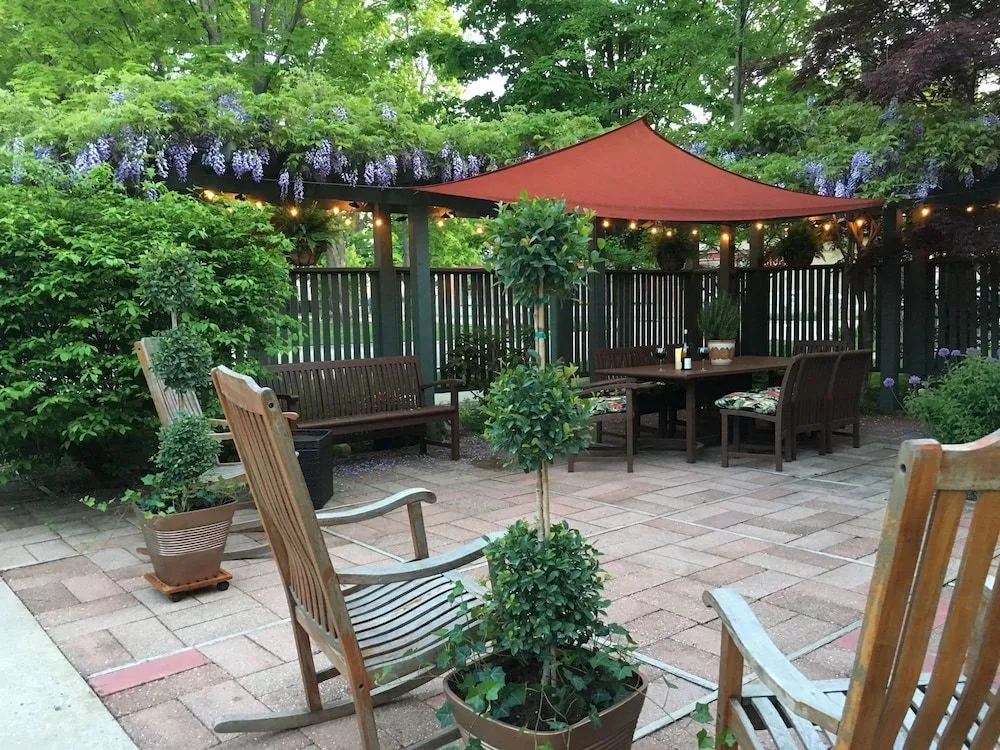 Cocoa Cottage Bed & Breakfast