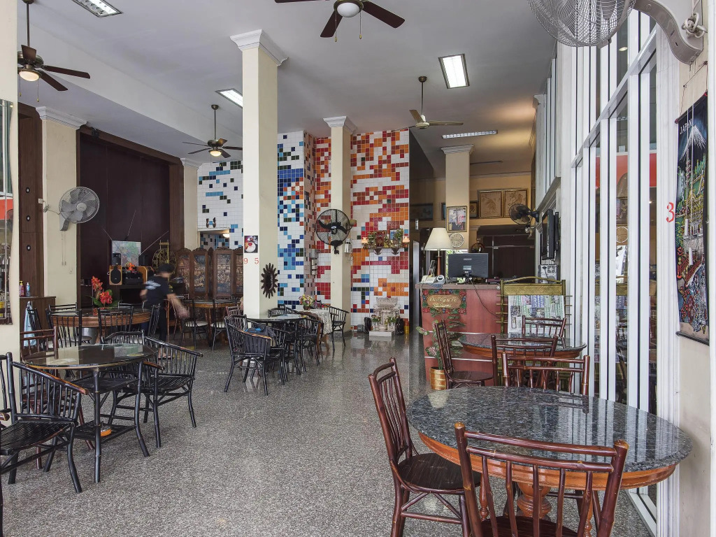 Lodge 61 Hotel