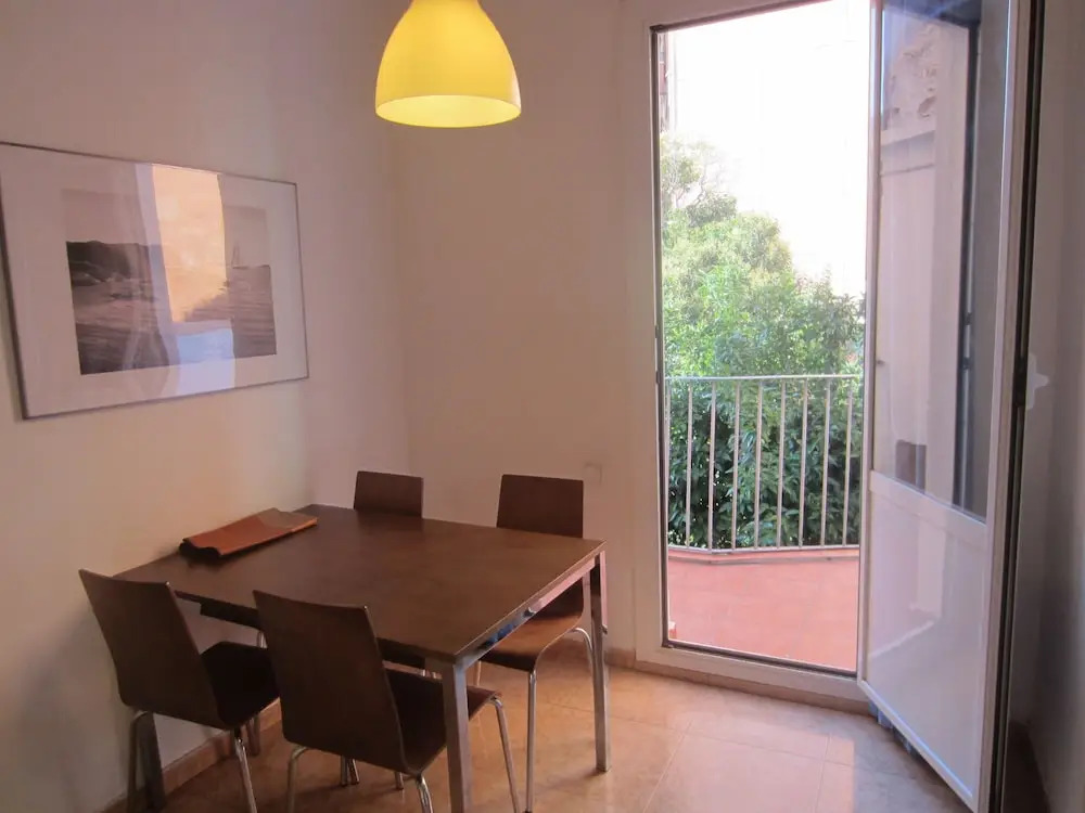 Apartaments Clot Sant Martí
