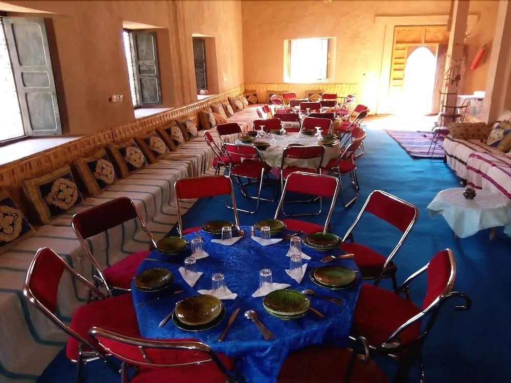 Auberge Restaurant TISSILI " Oasis de Fint"