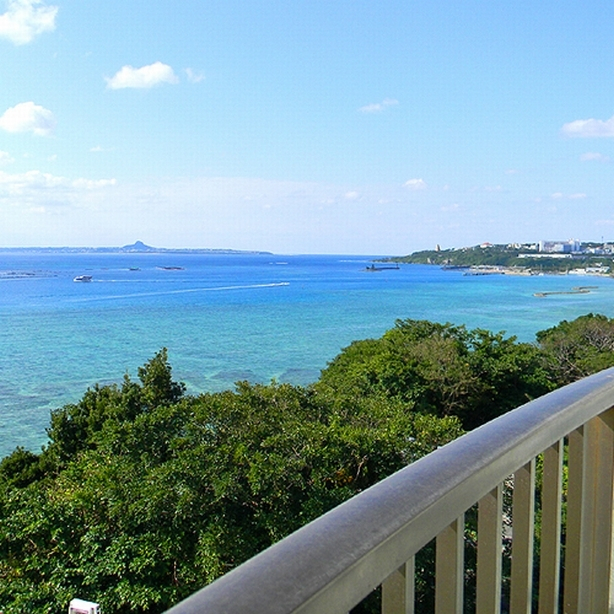 Hotel Motobu Resort