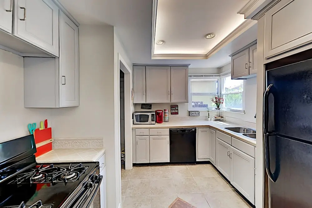 7085thav 2 Bedroom Home