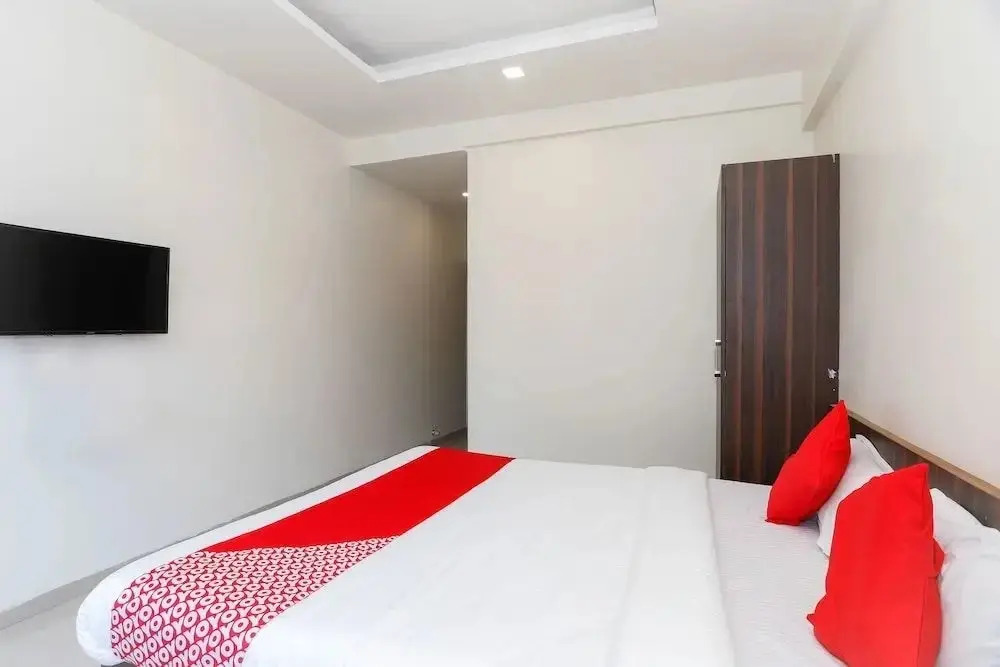 Hotel Namrata By OYO Rooms