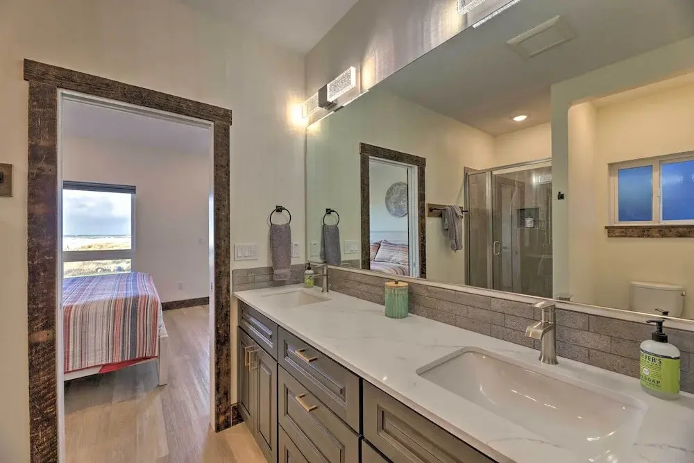 Remodeled Sanderling Sea Cottages, Unit 4