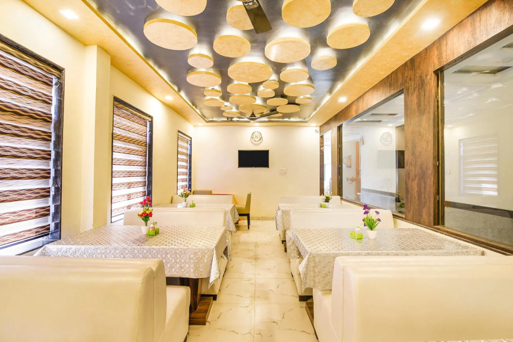 FabHotel Heaven Grand