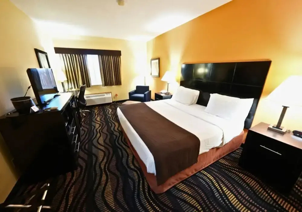 Rock Island Inn & Suites Streator , IL