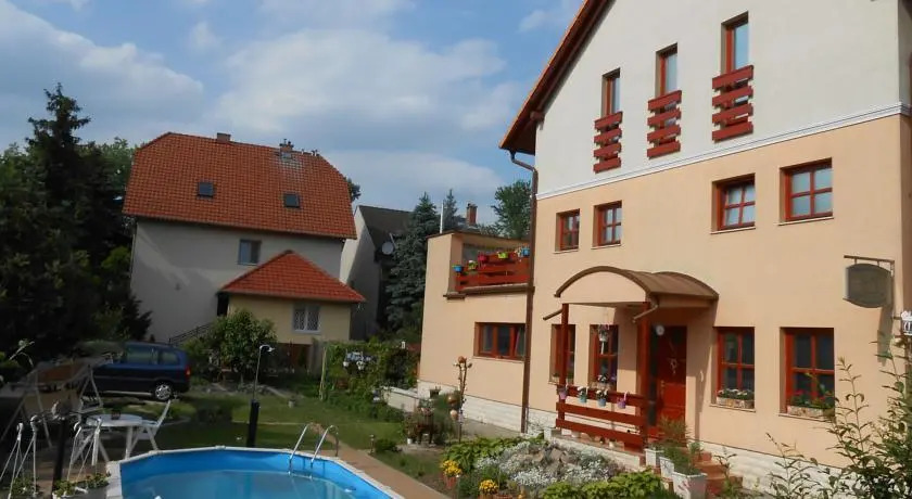 Aranyeső Vendégház Csorbai
