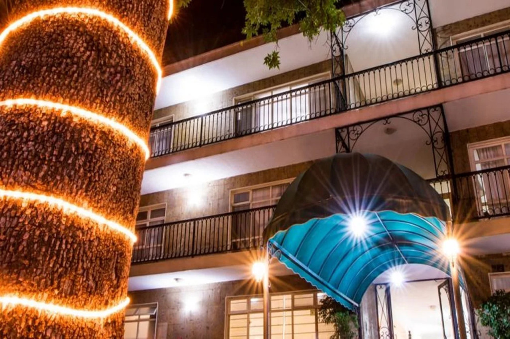 Del Marques Hotel and Suites